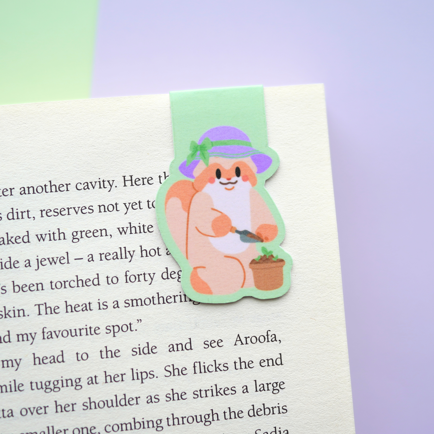 🪻 Flower Garden Magnetic Bookmark