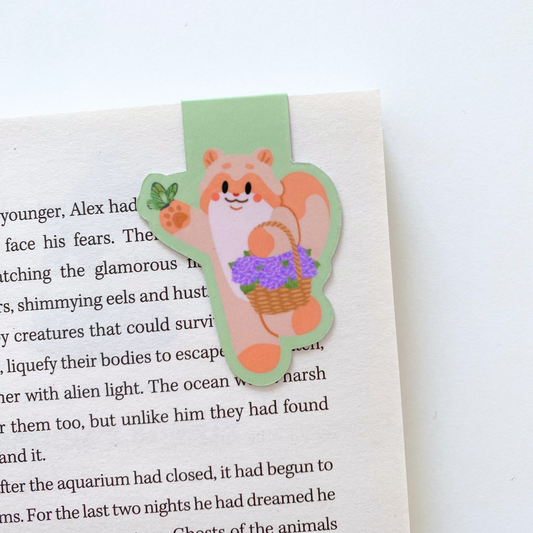 🪻 Flower Garden Magnetic Bookmark